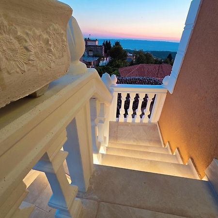 Enma Rooms Крує Екстер'єр фото