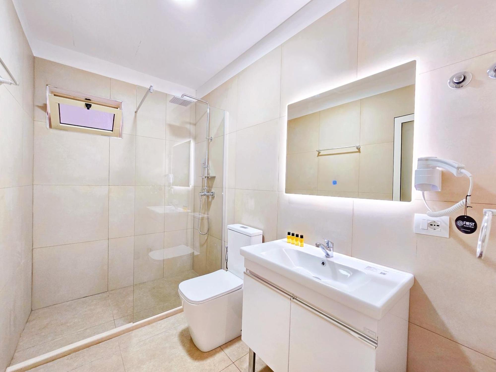Enma Rooms Крує Екстер'єр фото
